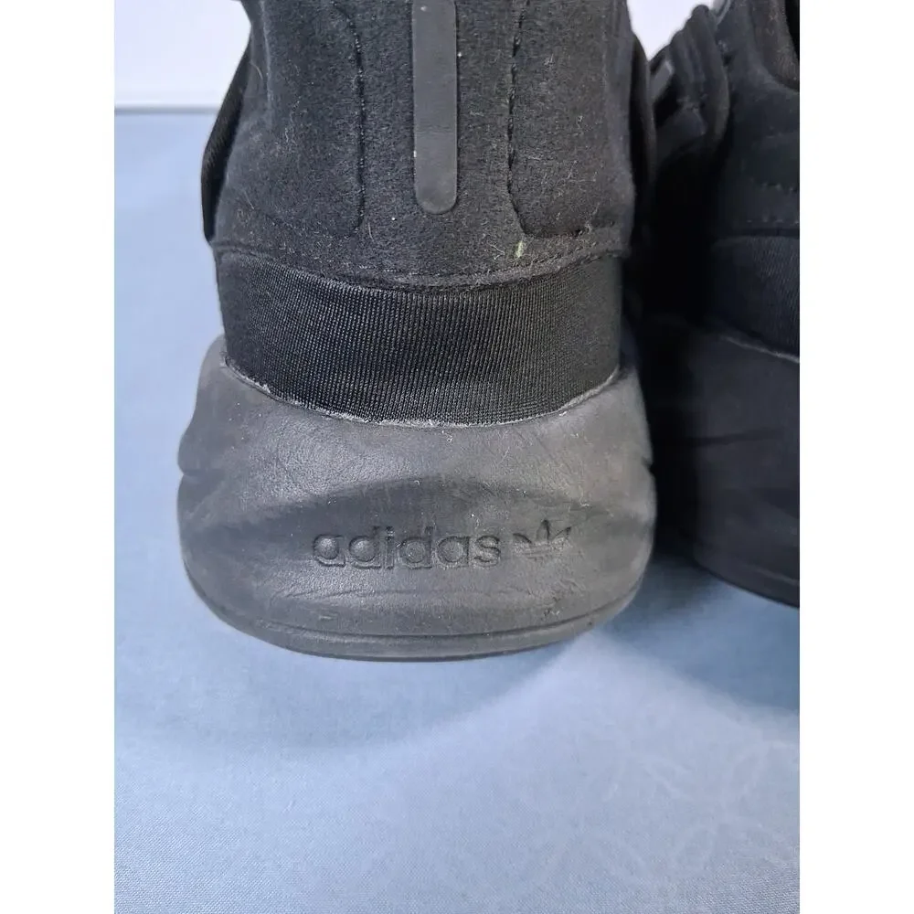 Adidas Ozelia Triple Black Carbon Men Size 10 Sneakers H04250 Running Shoes Low